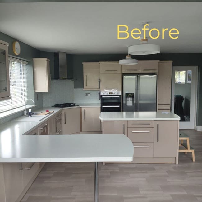 Laminated kitchen cabinets BEFORE